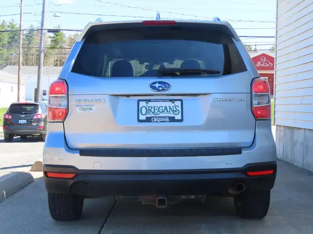 2016 Subaru Forester Touring - Photo 4