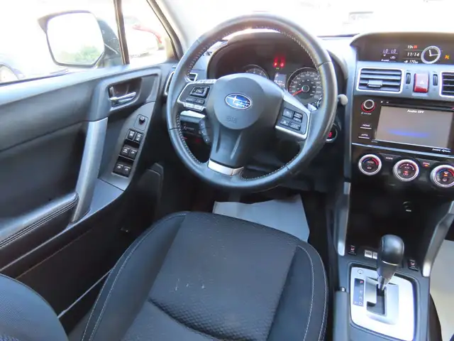 2016 Subaru Forester Touring - Photo 9