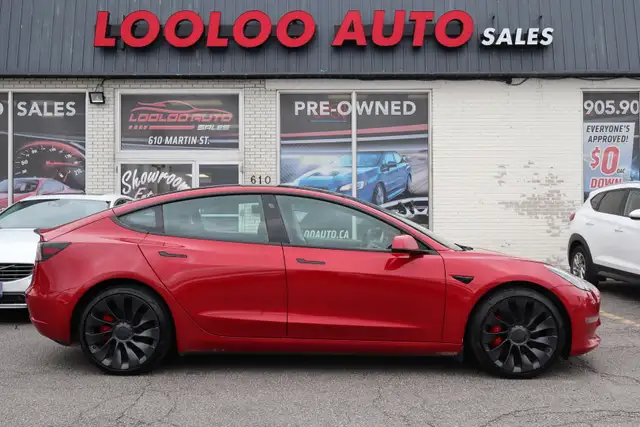 2022 Tesla Model 3 - Photo 9