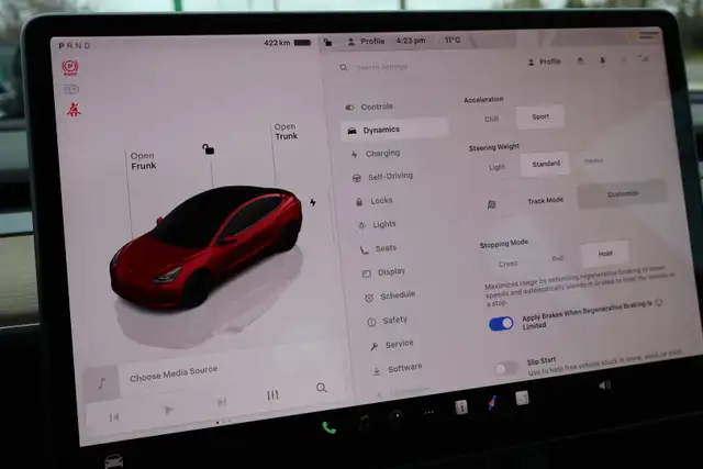 2022 Tesla Model 3 - Photo 19