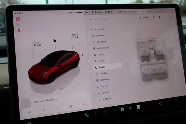 2022 Tesla Model 3 - Photo 22