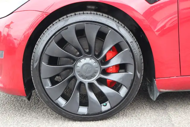 2022 Tesla Model 3 - Photo 29