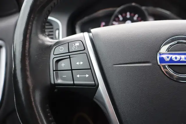 2016 Volvo S60 - Photo 13