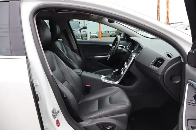 2016 Volvo S60 - Photo 19