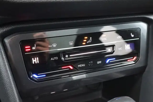 2023 Volkswagen Tiguan - Photo 18