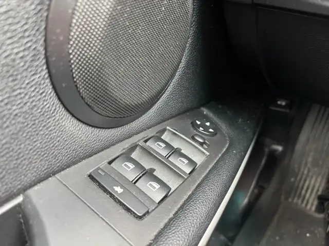 2007 BMW 3-Series 4dr Sdn 328i RWD - Photo 14