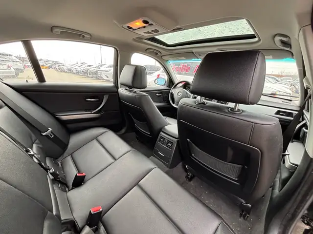 2007 BMW 3-Series 4dr Sdn 328i RWD - Photo 21