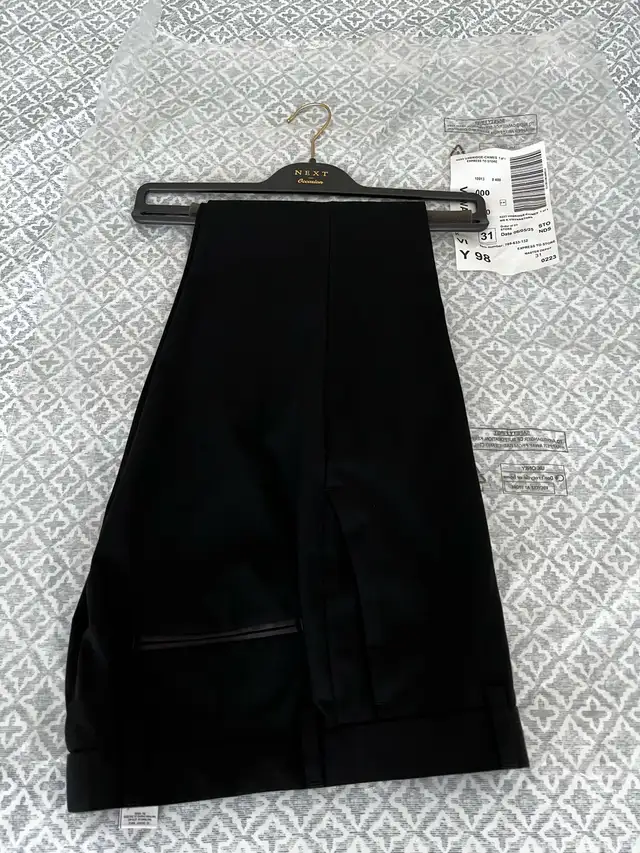 Tuxedo Suit - Photo 4