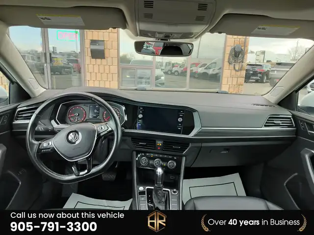 2019 Volkswagen Jetta SEL | HIGHLINE | No Accidents Reported - Photo 9