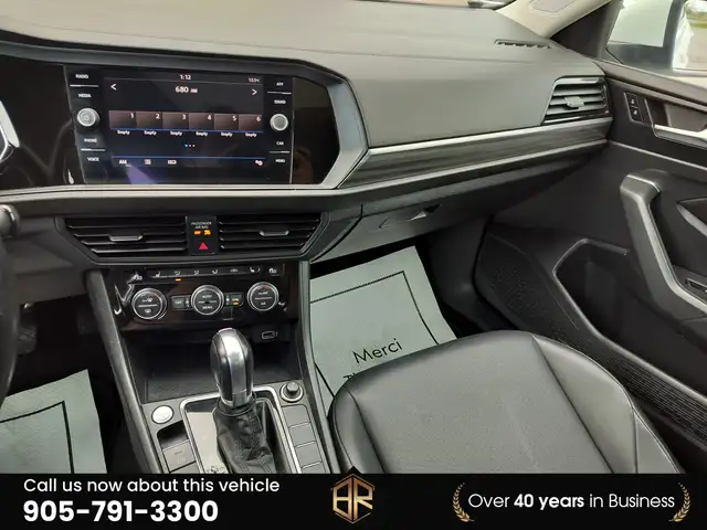 2019 Volkswagen Jetta SEL | HIGHLINE | No Accidents Reported - Photo 14
