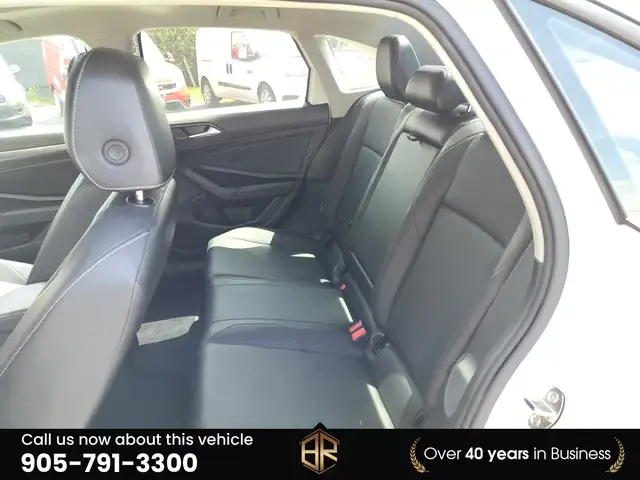 2019 Volkswagen Jetta SEL | HIGHLINE | No Accidents Reported - Photo 21