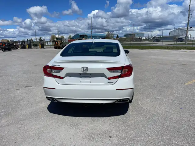2019 Honda Accord - Photo 6