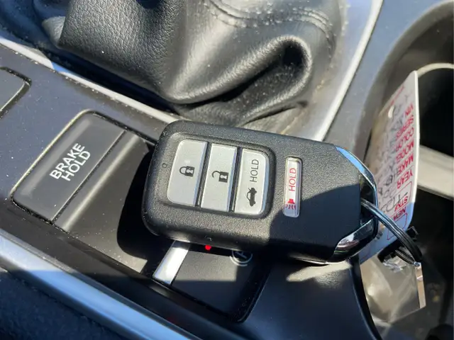 2019 Honda Accord - Photo 13