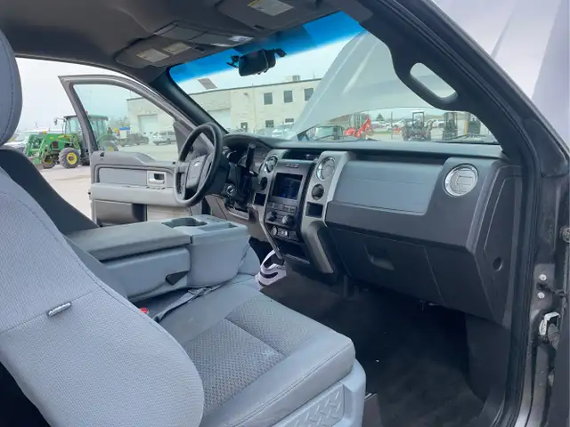 2011 Ford F-150 - Photo 17