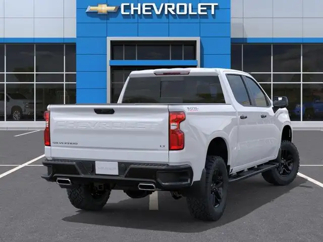2026 Chevrolet Silverado 1500 LT Trail Boss - Photo 4