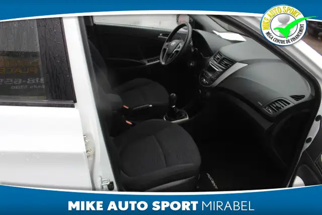 2015 Hyundai Accent Voiture à hayon, 5 portes, boîte manuelle GL - Photo 12