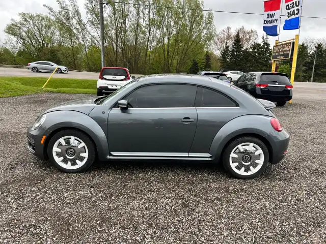 2019 Volkswagen Beetle Wolfsburg Edition Auto CERTIFIED - Photo 2