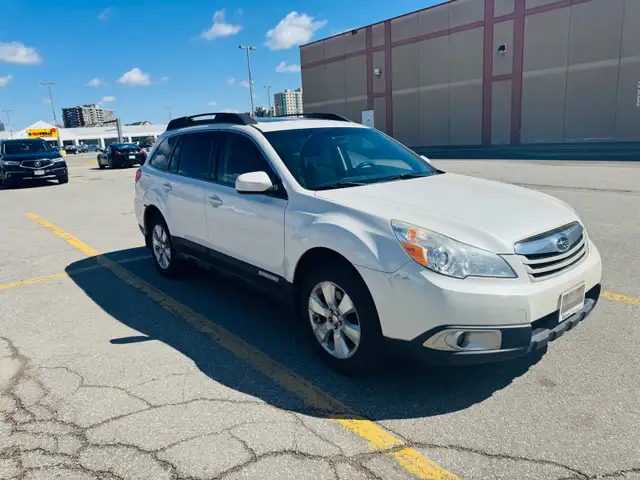 2012 Subaru Outback AWD 3.6 R ( LOW KM ) - Photo 8