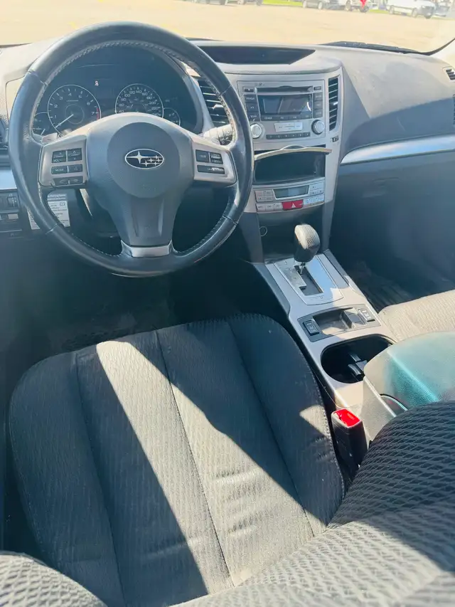 2012 Subaru Outback AWD 3.6 R ( LOW KM ) - Photo 10