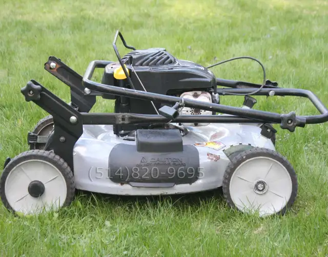 Tondeuse à gazon 22' Briggs Stratton 140cc OHV avec sac - Photo 9