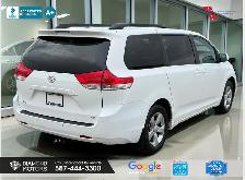 2011 Toyota Sienna LE 7-Pass FWD - No Accidents - Photo 8