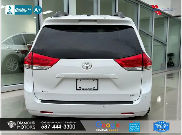 2011 Toyota Sienna LE 7-Pass FWD - No Accidents - Photo 10