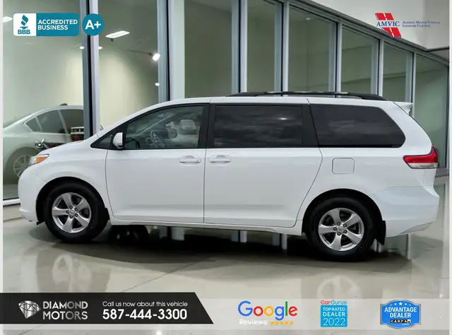 2011 Toyota Sienna LE 7-Pass FWD - No Accidents - Photo 12