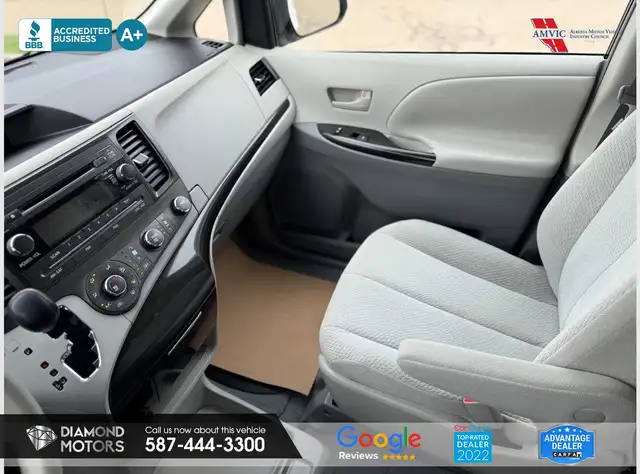 2011 Toyota Sienna LE 7-Pass FWD - No Accidents - Photo 14