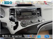 2011 Toyota Sienna LE 7-Pass FWD - No Accidents - Photo 20
