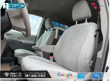 2011 Toyota Sienna LE 7-Pass FWD - No Accidents - Photo 22