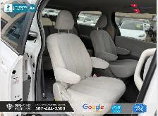 2011 Toyota Sienna LE 7-Pass FWD - No Accidents - Photo 23