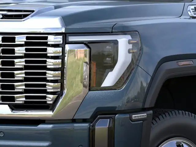2026 GMC Sierra 3500HD Denali - Photo 10