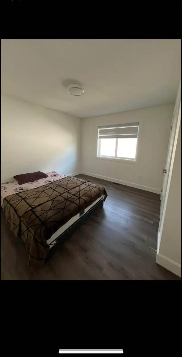 ROOM FOR RENT - Photo 5