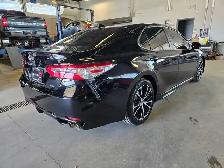 2020 Toyota Camry SE Sunroof | Heated Seats | Clean Title - Photo 5