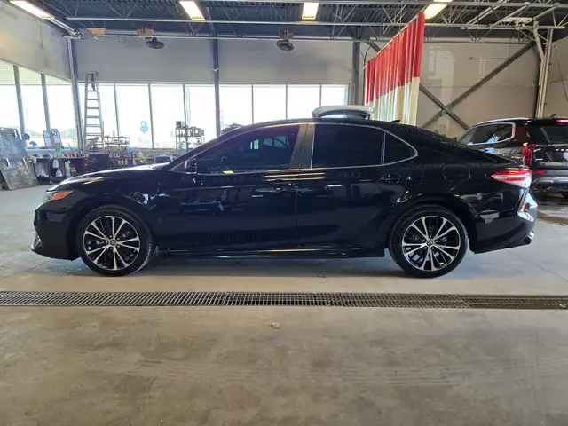 2020 Toyota Camry SE Sunroof | Heated Seats | Clean Title - Photo 8