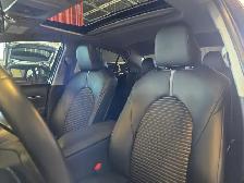2020 Toyota Camry SE Sunroof | Heated Seats | Clean Title - Photo 9