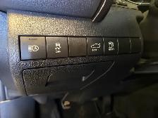 2020 Toyota Camry SE Sunroof | Heated Seats | Clean Title - Photo 21