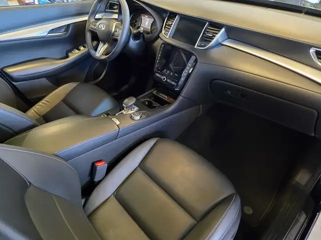2021 Infiniti QX50 Luxe I-LINE | 0 Claims | Well Serviced - Photo 13