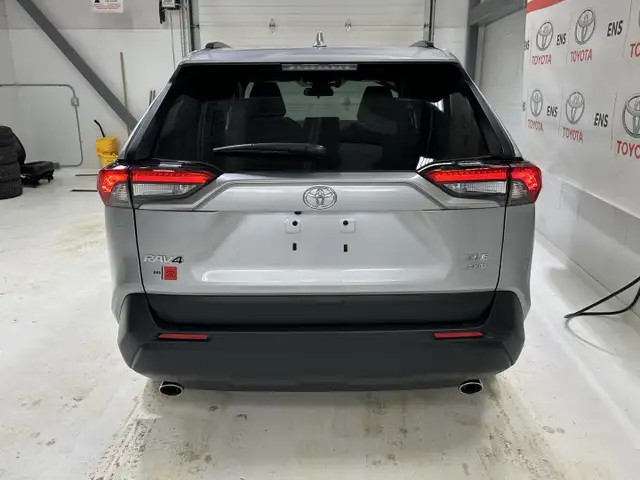 2025 Toyota RAV4 XLE - Sunroof - Power Liftgate - Photo 7