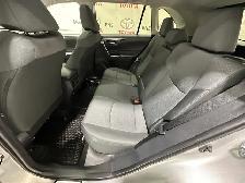 2025 Toyota RAV4 XLE - Sunroof - Power Liftgate - Photo 21