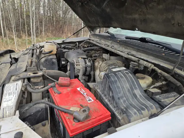 2001 Ford F550 - Photo 12