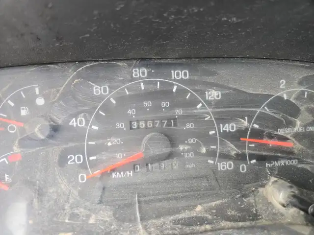 2001 Ford F550 - Photo 17