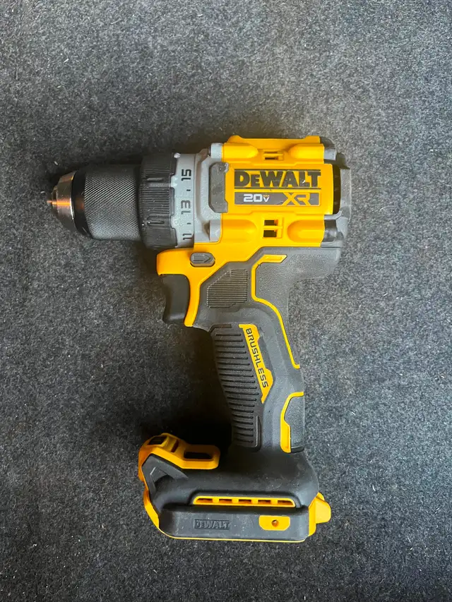 DeWalt DCD800 20v Drill