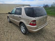 2001 Mercedes Benz ML320 - Photo 3