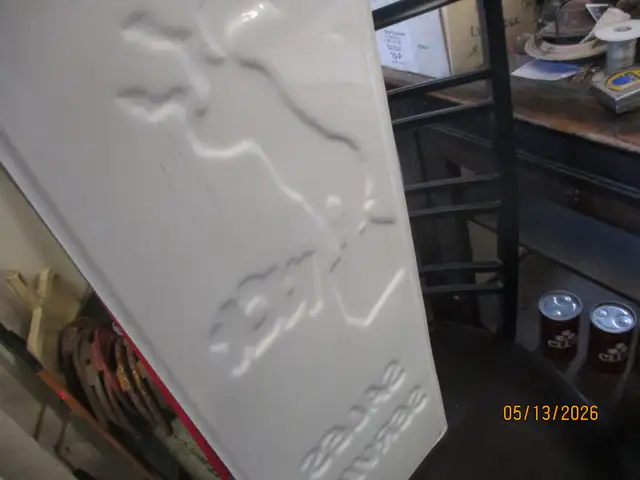 PREST-O-LITE BATTERY SALES & SERVICE EMBOSSED TIN SIGN $80 - Photo 4
