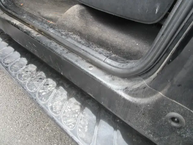 Dodge Ram 2500 4dr Quad Cab 140.5' WB 4WD ST ST 2003 - Photo 4