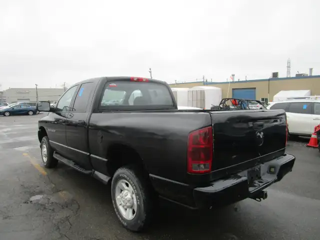 Dodge Ram 2500 4dr Quad Cab 140.5' WB 4WD ST ST 2003 - Photo 6