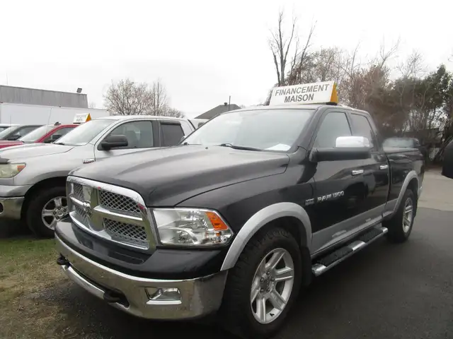 Dodge Ram 2500 4dr Quad Cab 140.5' WB 4WD ST ST 2003 - Photo 24