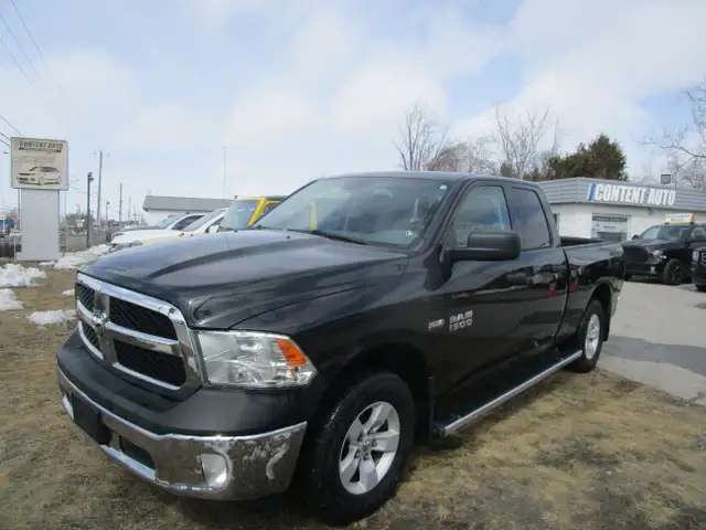 Dodge Ram 2500 4dr Quad Cab 140.5' WB 4WD ST ST 2003 - Photo 33