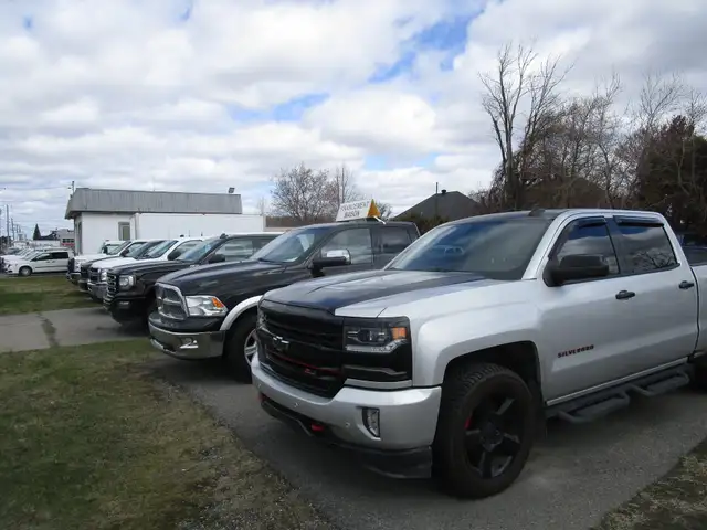 Dodge Ram 2500 4dr Quad Cab 140.5' WB 4WD ST ST 2003 - Photo 46
